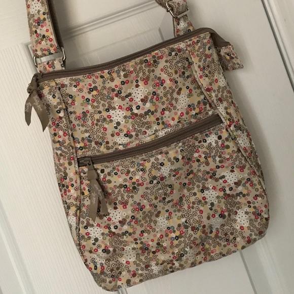 ‼️🛍Thirty One - Organizing Shoulder Bag🛍‼️ - Picture 1 of 6
